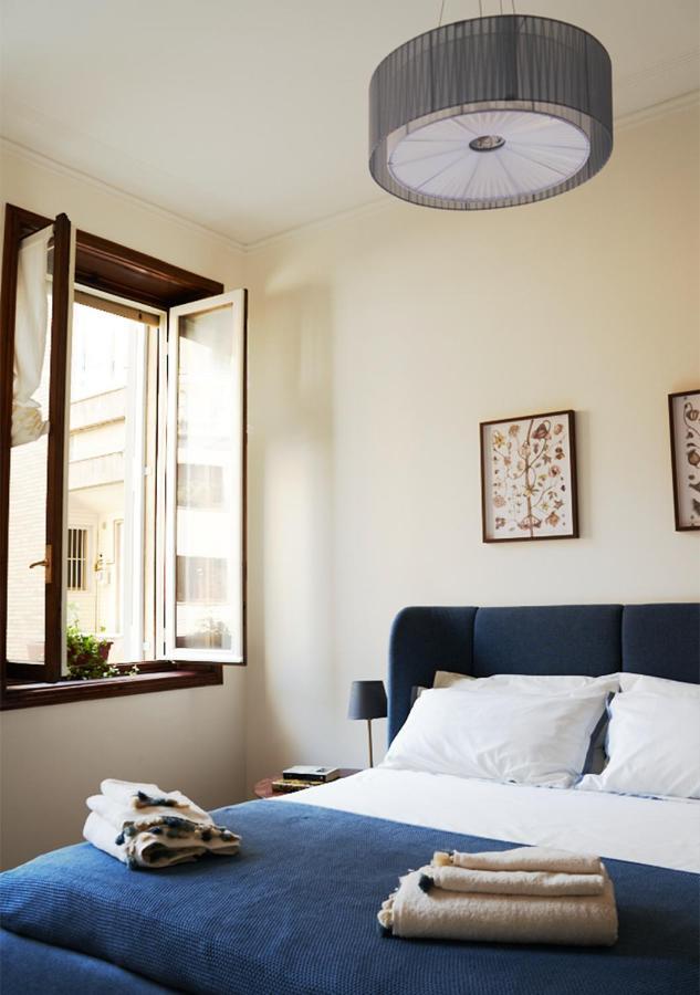 Cozy Duomo - Elegant & Quiet, 300M From Cathedral Apartment Milan Bagian luar foto